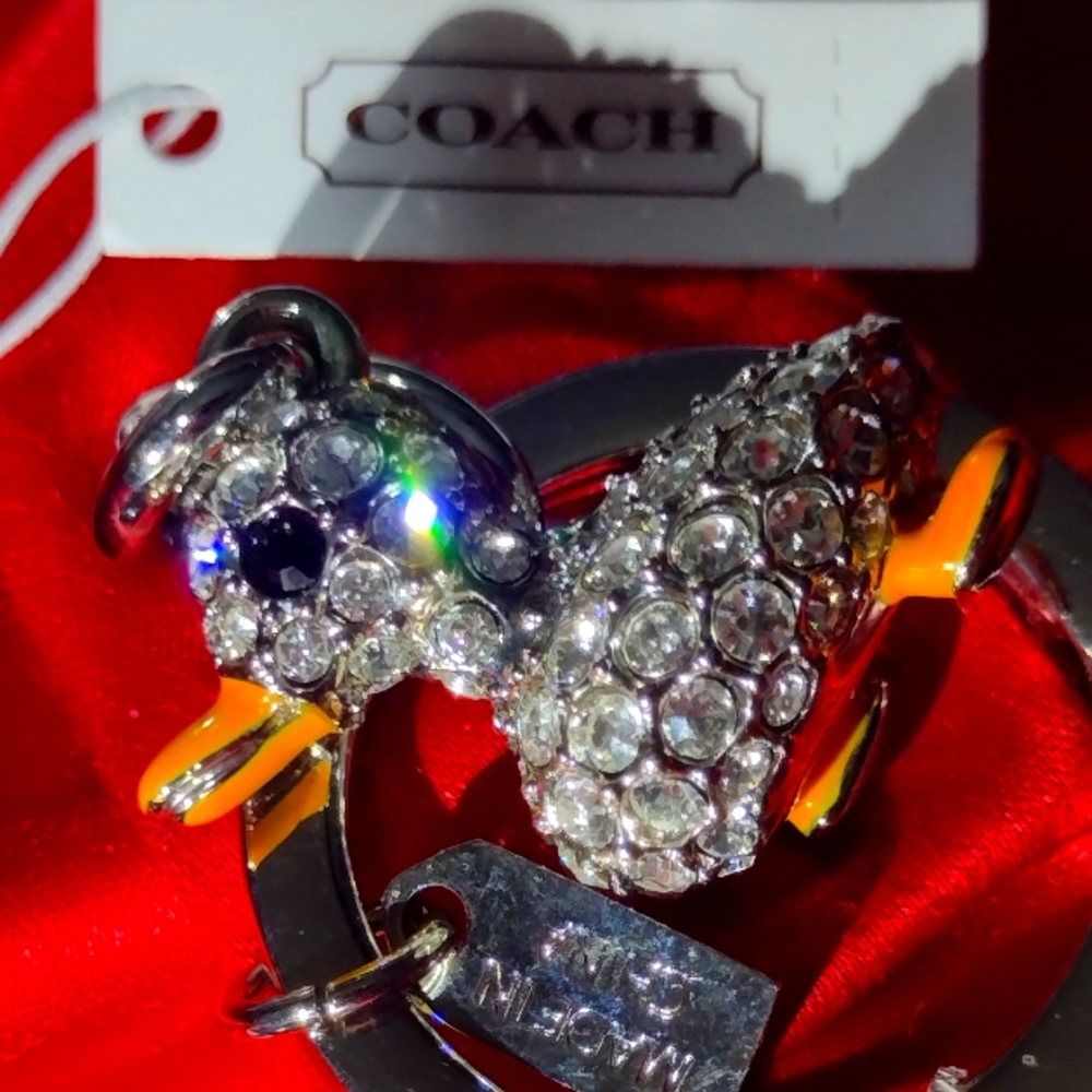 COACH 🦆 Swarovski Crystal Embellished Duck KeyChain  NWT 🎁